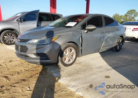 2018 Chevrolet Cruze Lt Auto from USA, damaged, VIN 1G1BE5SM3J7101798